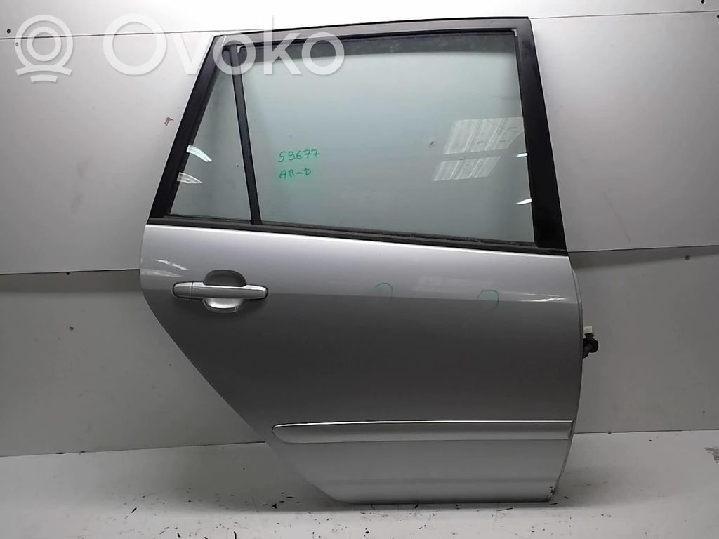 Toyota Corolla Verso E121 Puerta trasera 