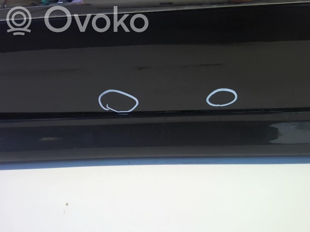 Puerta trasera   9008N7