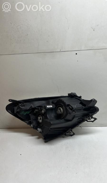 Toyota Corolla Verso AR10 Headlight/headlamp 