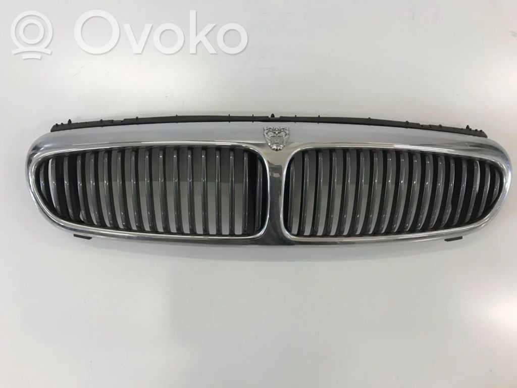 Jaguar X-Type Front grill 