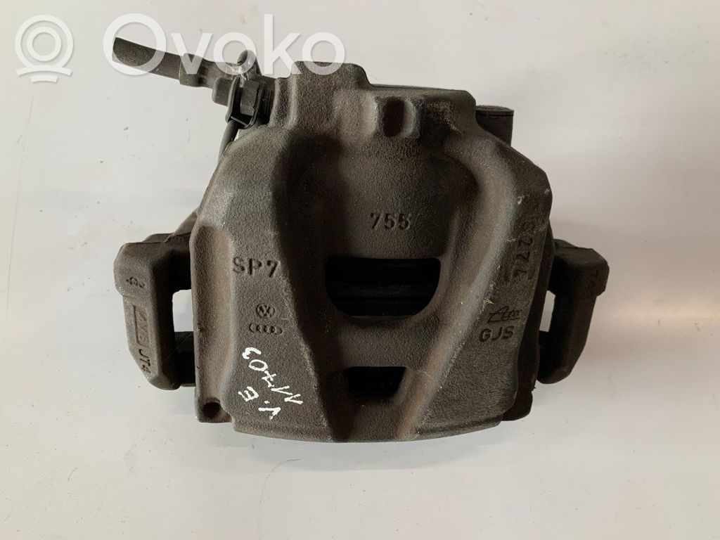 Audi A4 S4 B8 8K Zacisk hamulcowy przedni 