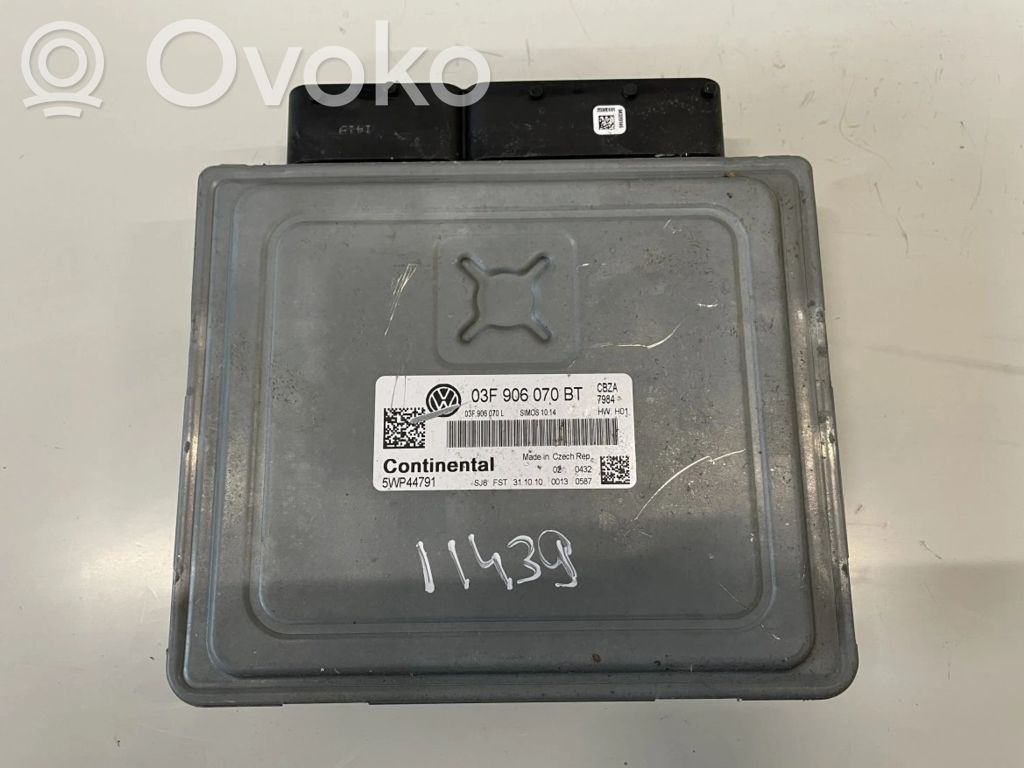 Volkswagen Caddy Engine control unit/module 