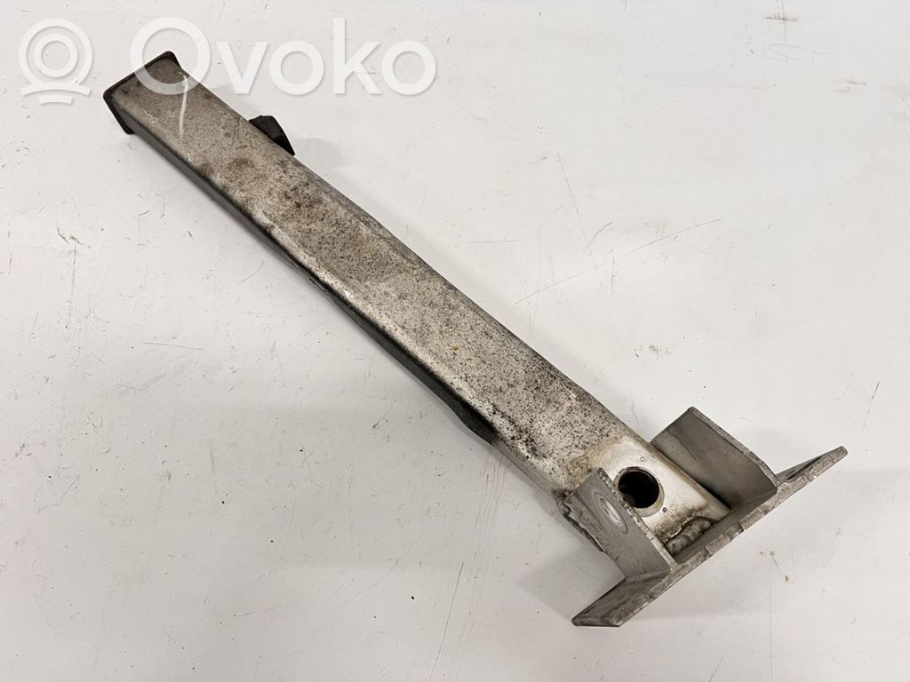 Peugeot RCZ Soporte del parachoques delantero 