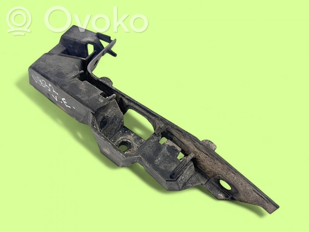 BMW X3 E83 Soporte del parachoques delantero 