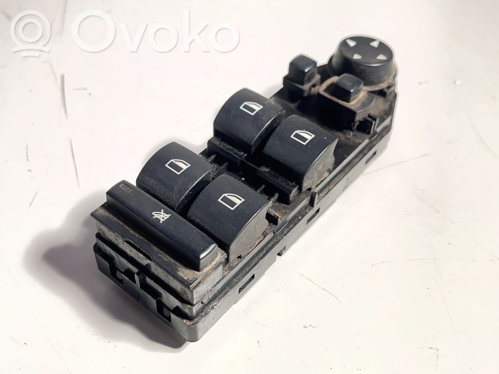 Electric window control switch   6951910,6951910,6951910