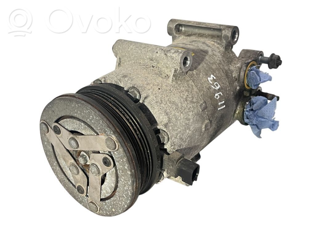 Ford Focus ST Air conditioning (A/C) compressor (pump) 