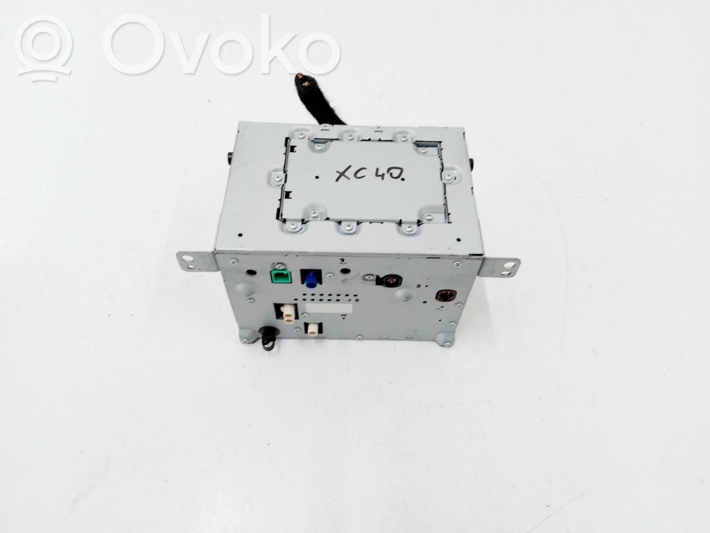 Volvo XC40 Panel / Radioodtwarzacz CD/DVD/GPS 
