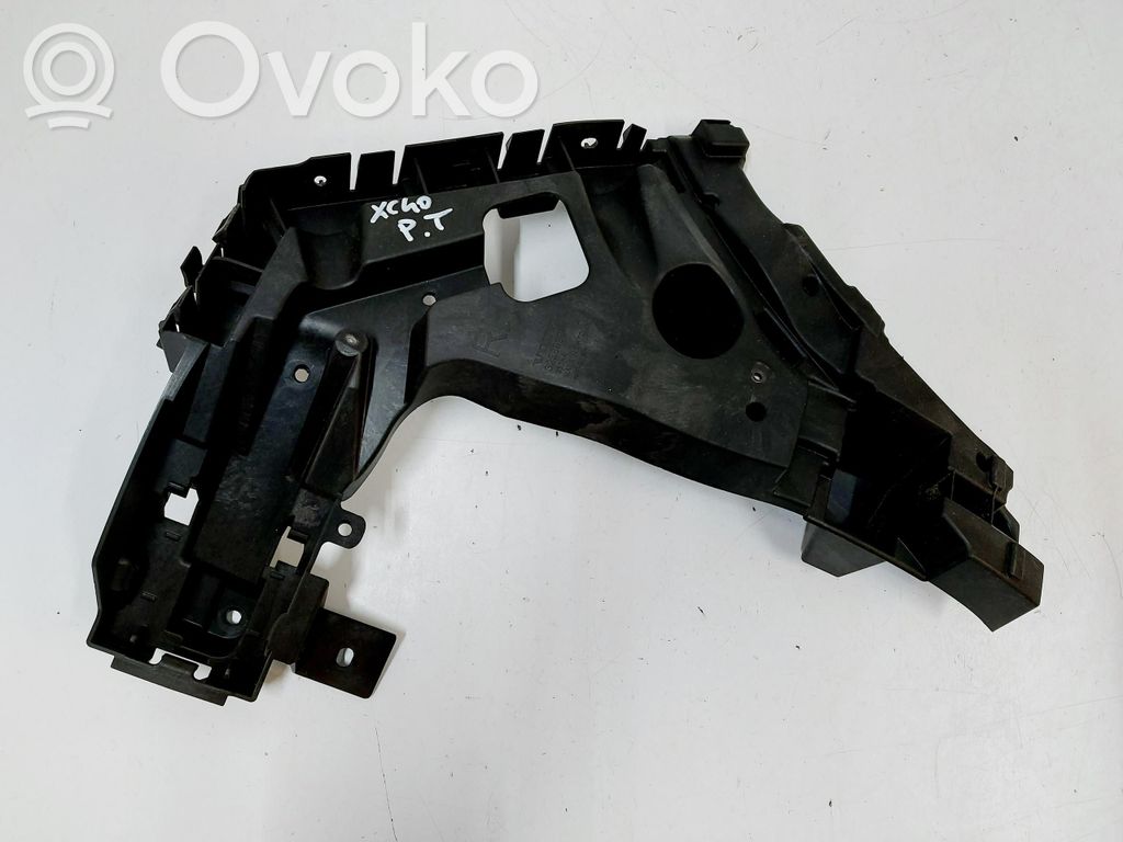 Volvo XC40 Suport montare bară spate 