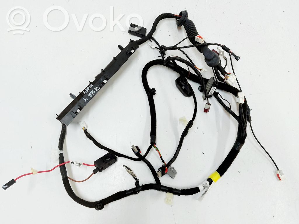 Tesla Model Y Arnés de cableado de la puerta trasera/maletero 