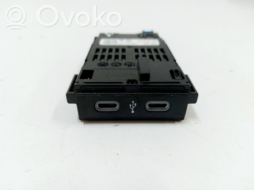 Volkswagen T-Cross Enchufe conector USB 