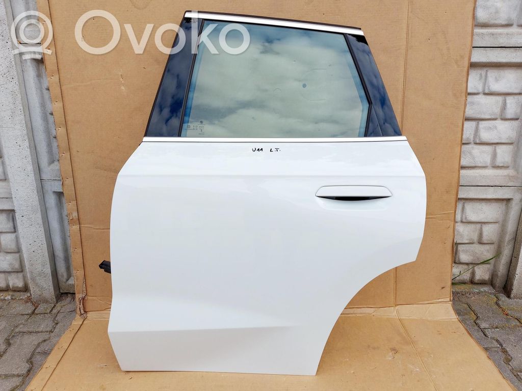 Rear door   LEWY