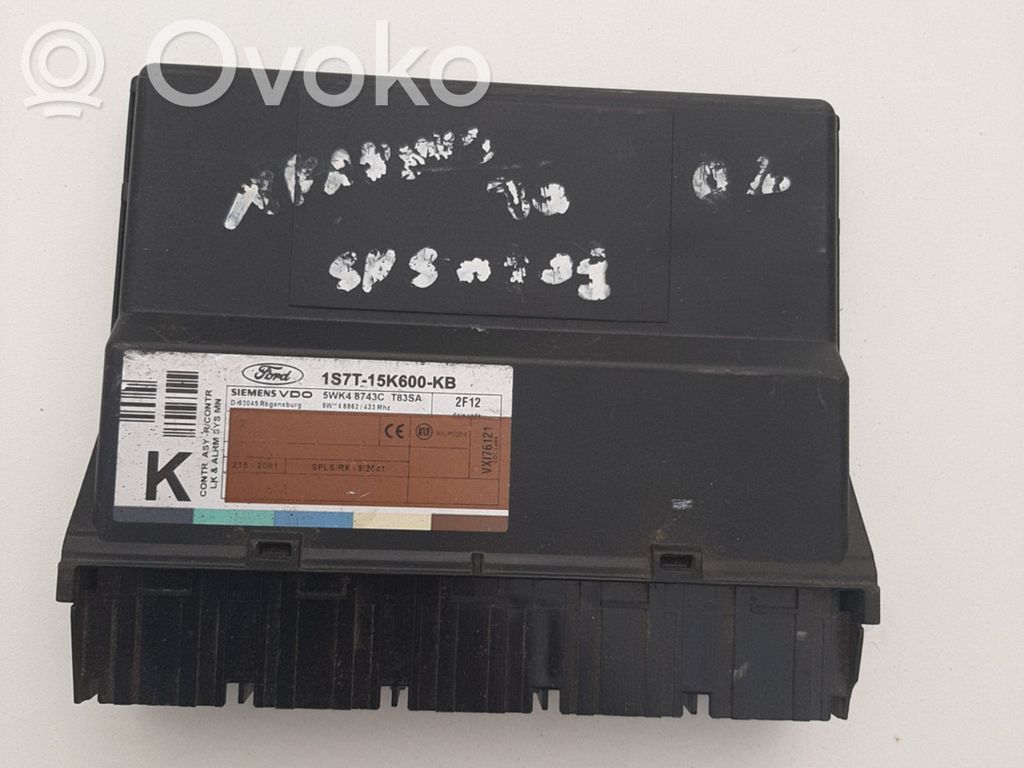 Ford Focus Comfort/convenience module 