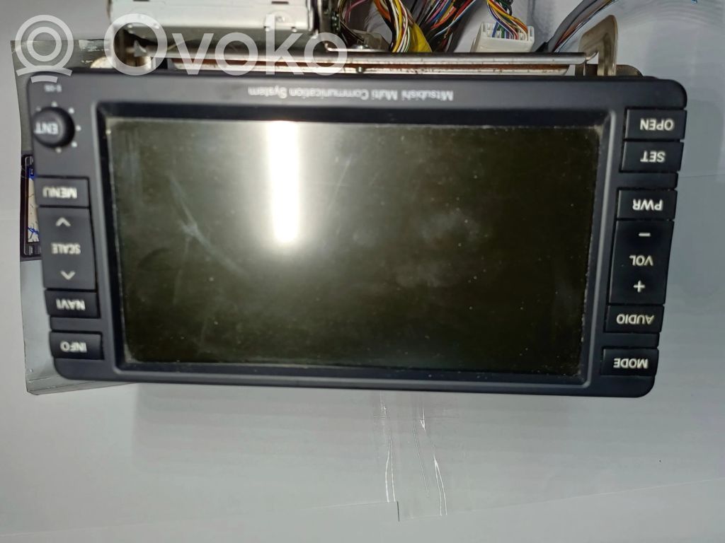 Mitsubishi Outlander Panel / Radioodtwarzacz CD/DVD/GPS 