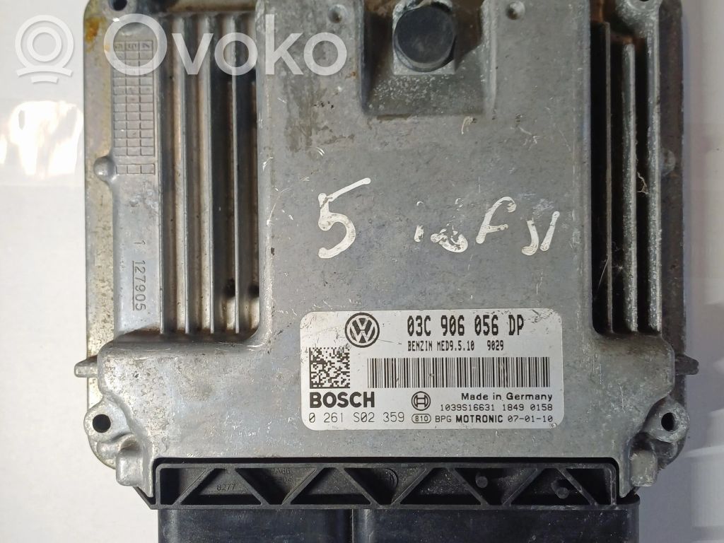 Volkswagen Golf V Engine control unit/module 