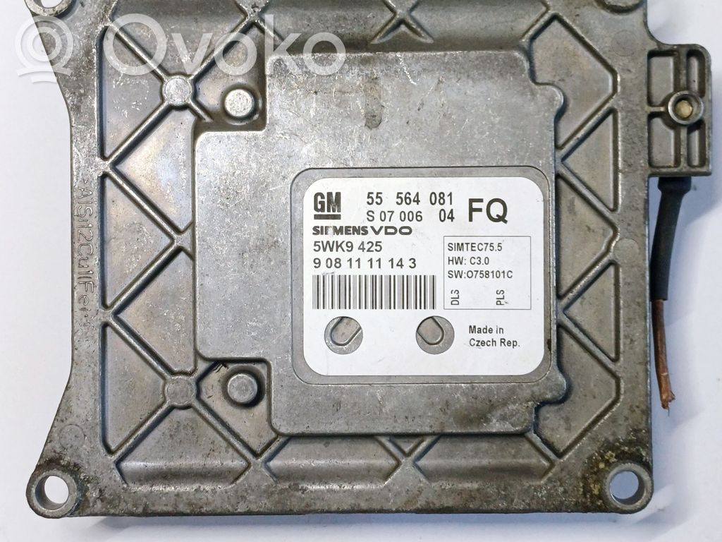 Opel Astra H Moottorin ohjainlaite/moduuli 