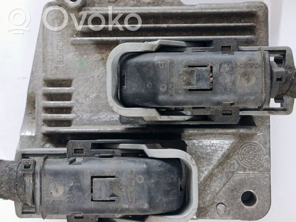 Opel Zafira B Engine control unit/module 