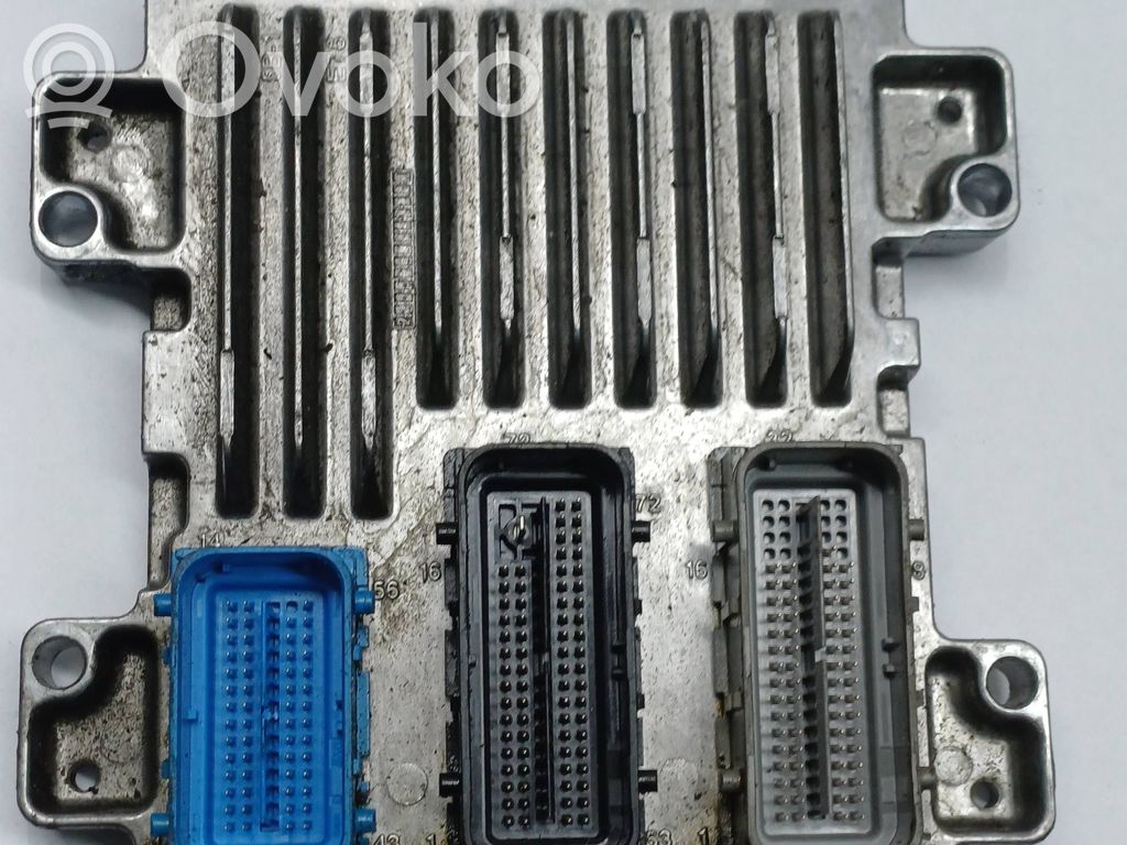 Opel Astra J Engine control unit/module 