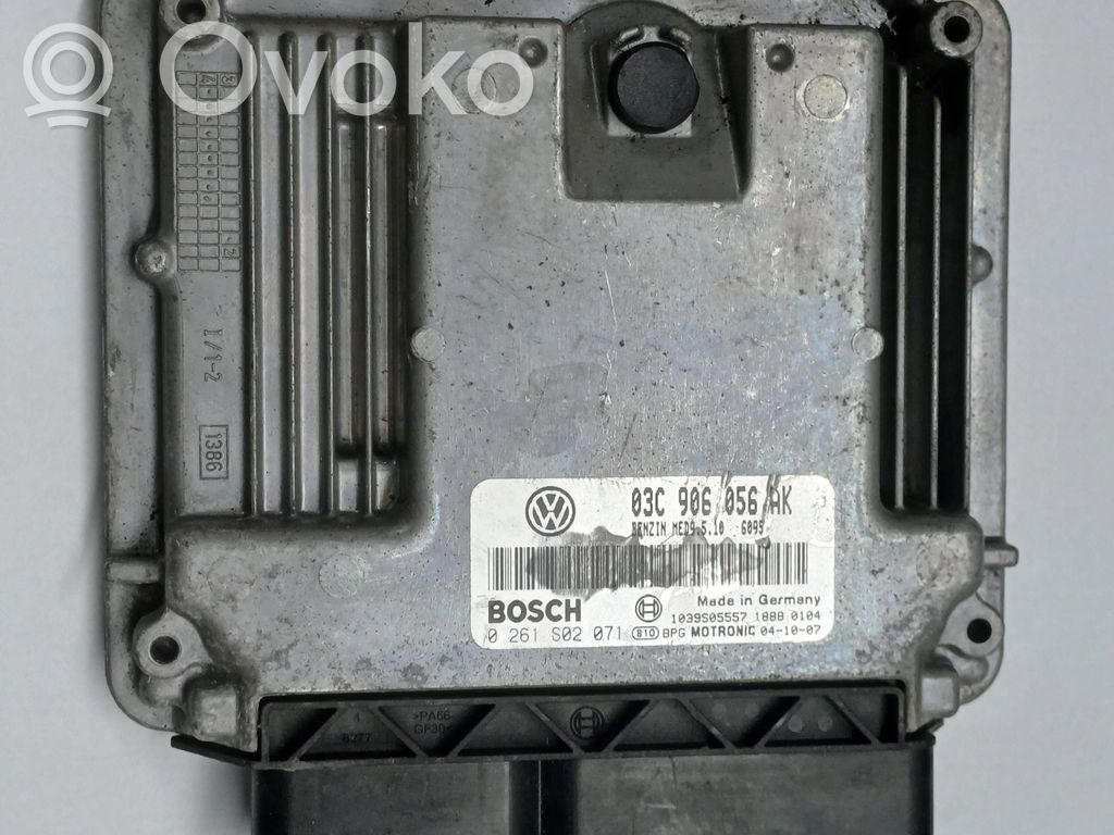 Volkswagen Golf V Engine control unit/module 