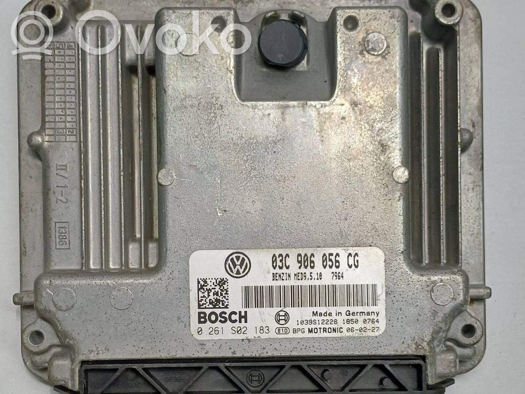 Volkswagen Golf V Engine control unit/module 