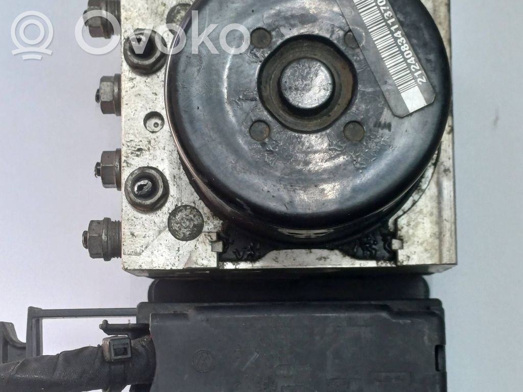 Volkswagen Golf VI Bomba de ABS 