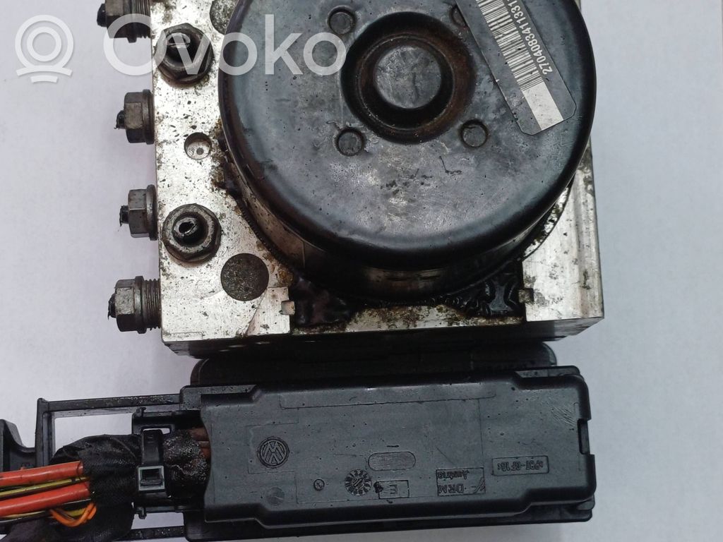 Volkswagen Golf VI ABS-pumppu 