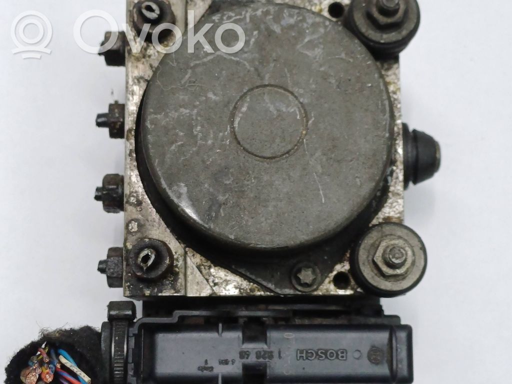 Opel Corsa D Bomba de ABS 