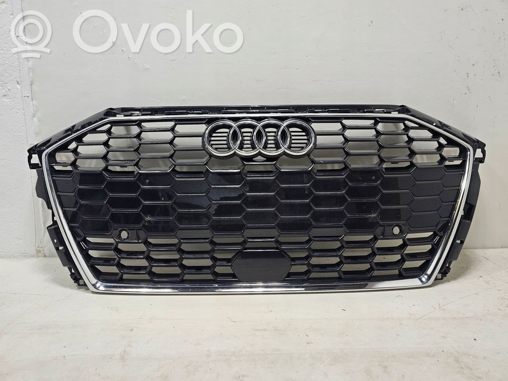 Audi A3 8Y Grotelės viršutinės 