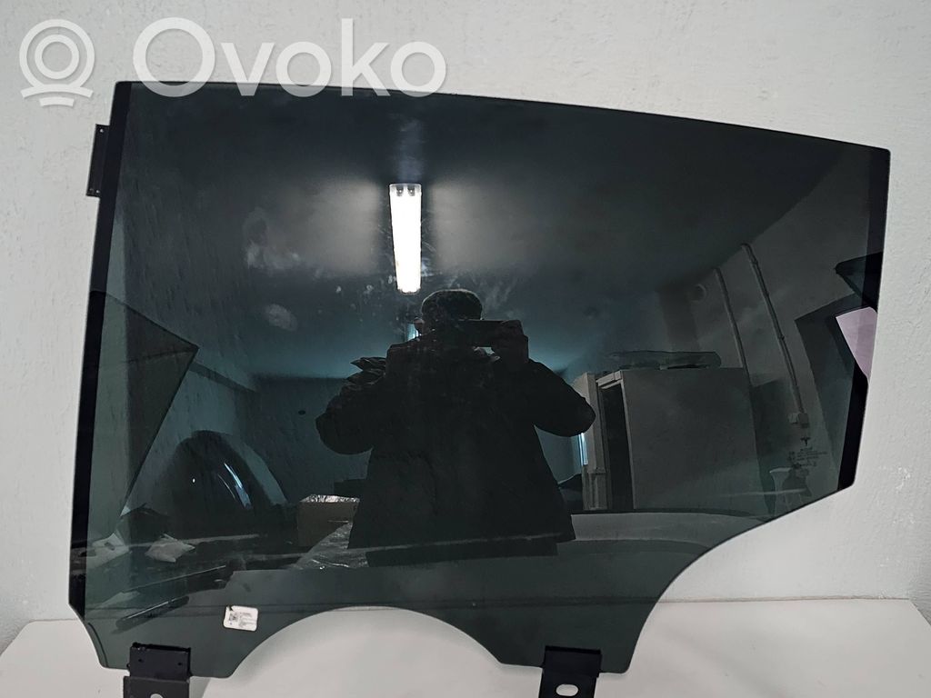Tesla Model X Pagrindinis galinių durų stiklas 