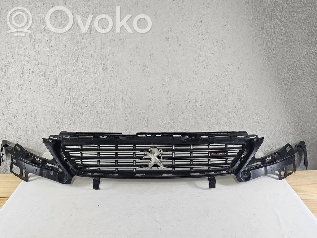 Peugeot 308 Kühlergrill 