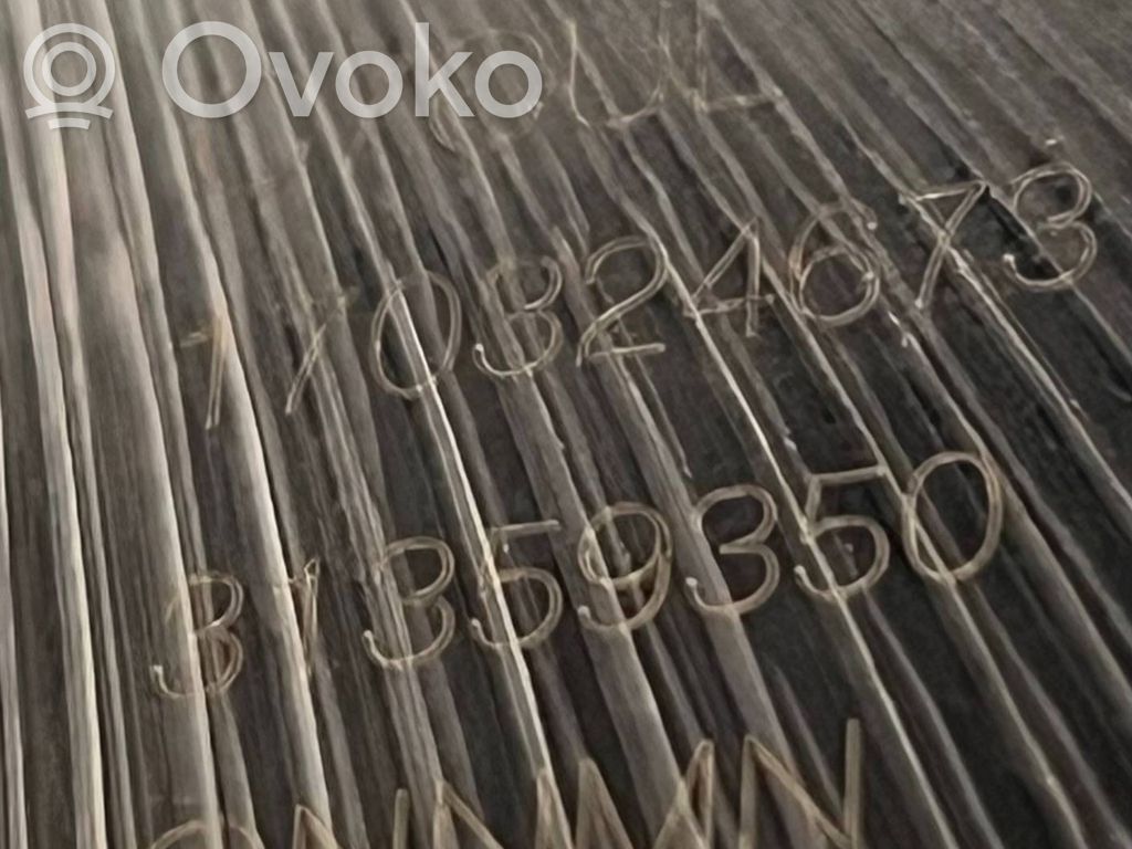 Volvo V40 Kampiakseli 