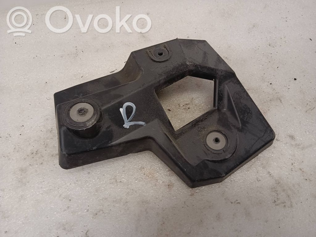 Chevrolet Volt I Rear bumper mounting bracket 