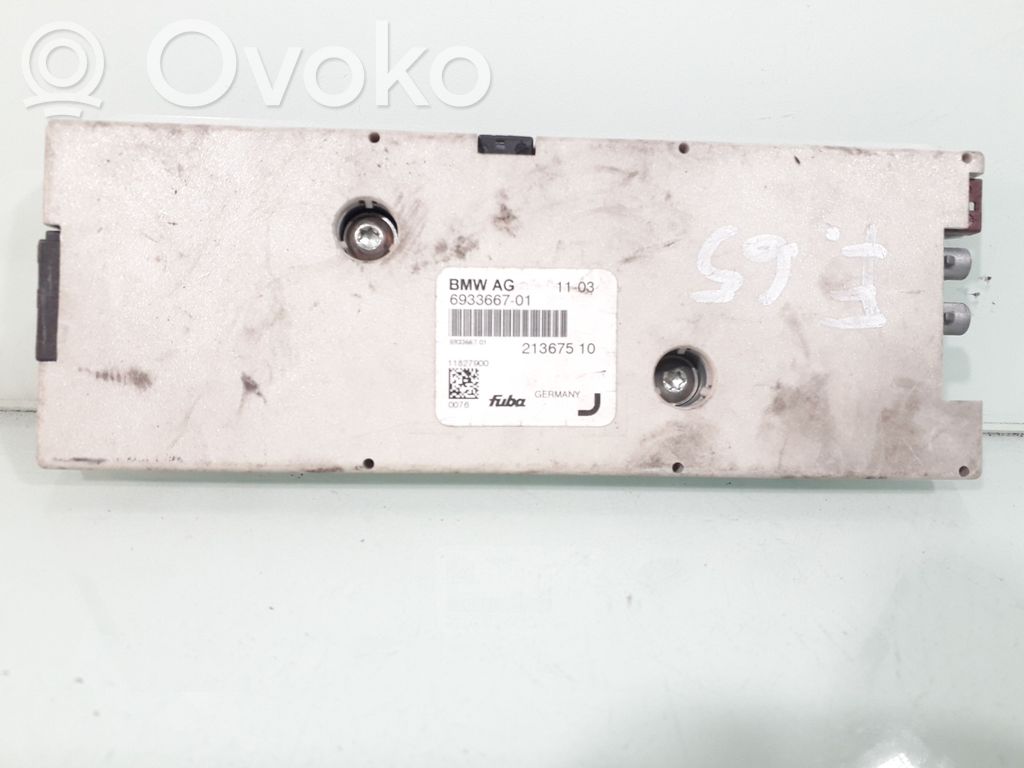 BMW 7 E65 E66 Antenos stiprintuvas 