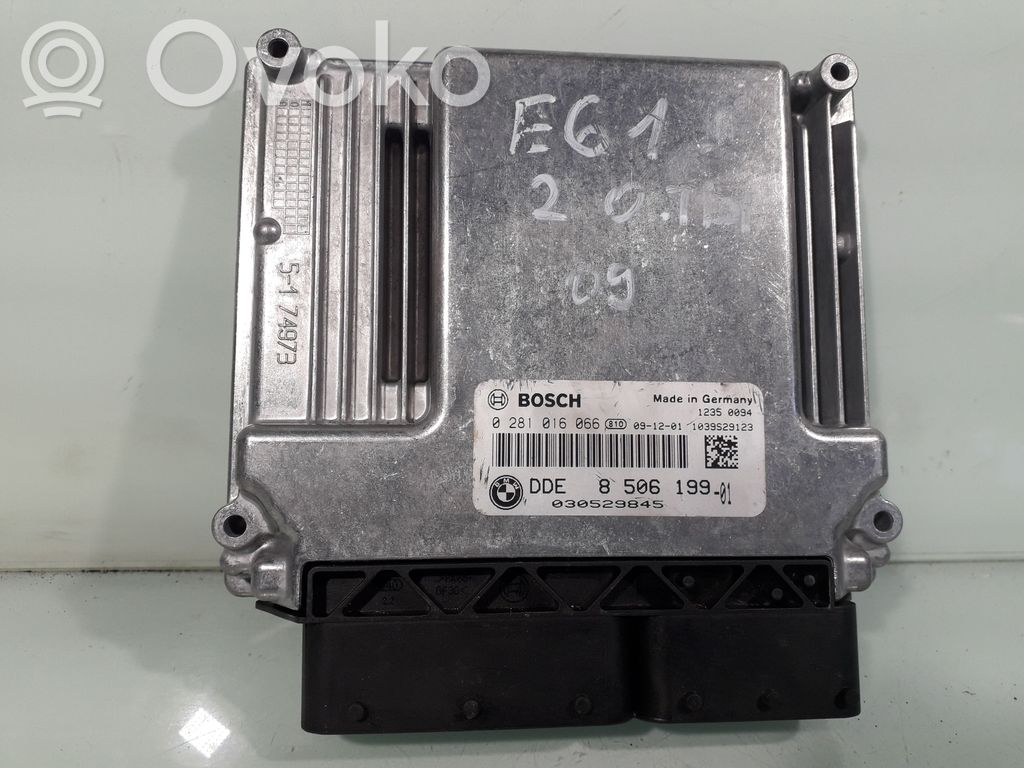 BMW 5 E60 E61 Dzinēja vadības bloks 