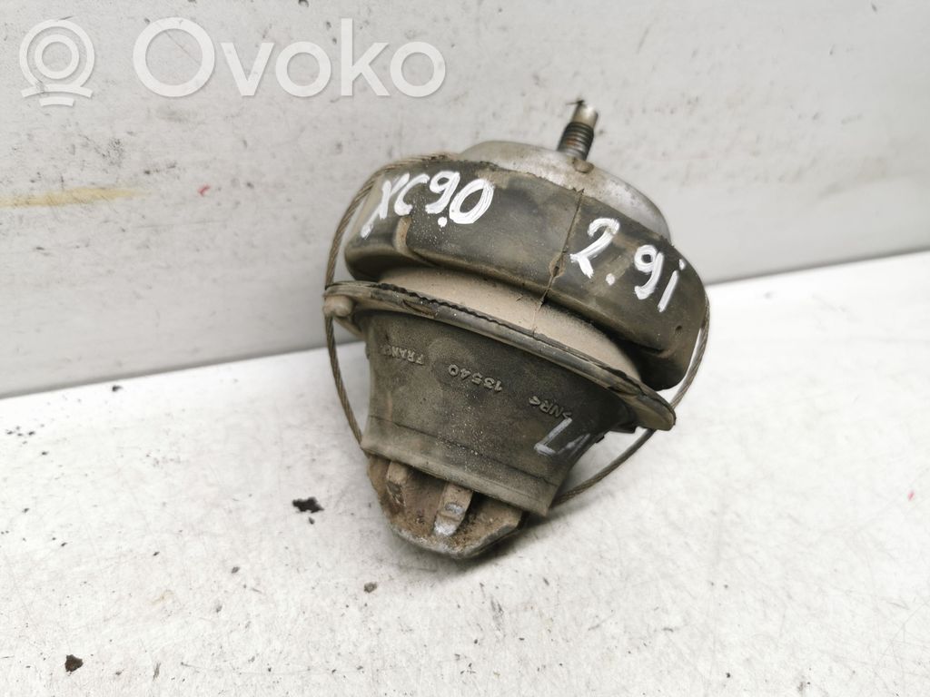Volvo XC90 Engine mount bracket 