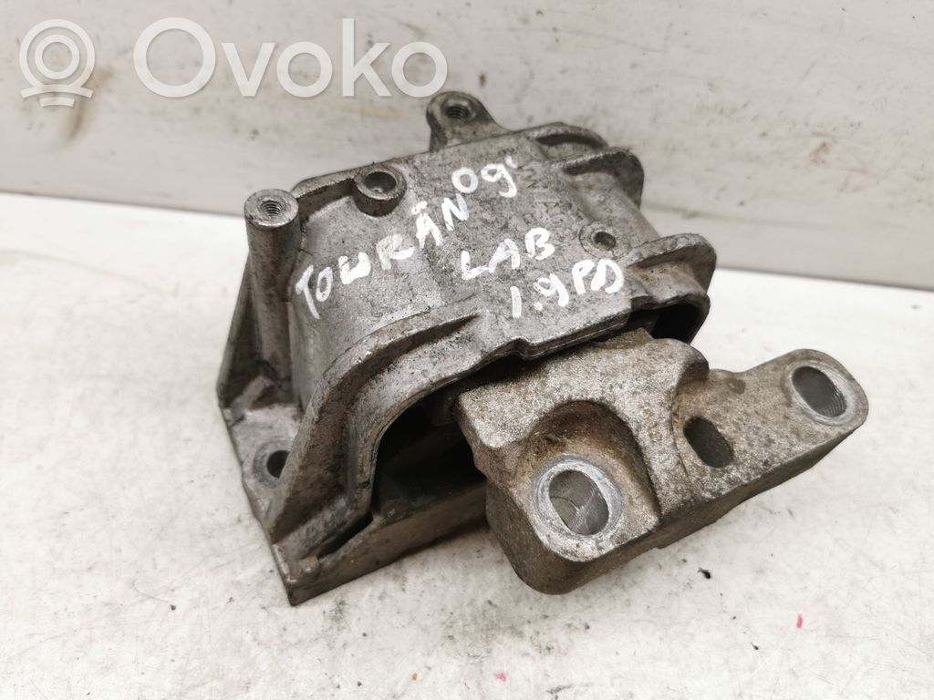Volkswagen Touran I Engine mount bracket 