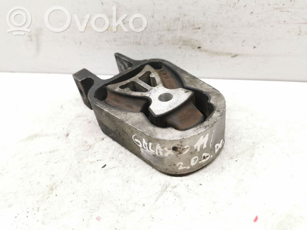 Ford Galaxy Engine mount bracket 