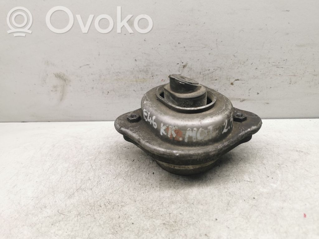 BMW 3 E46 Engine mount bracket 
