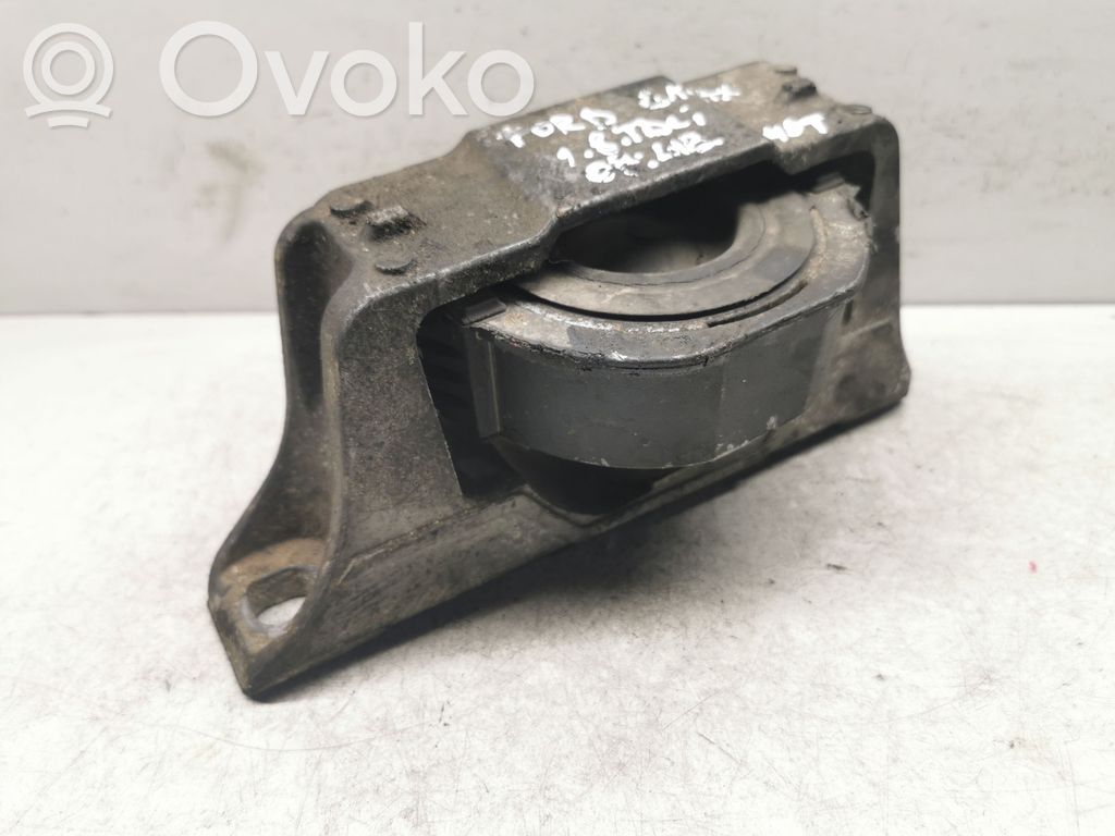 Ford Galaxy Engine mount bracket 