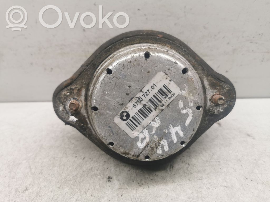 BMW X5 E53 Engine mount bracket 