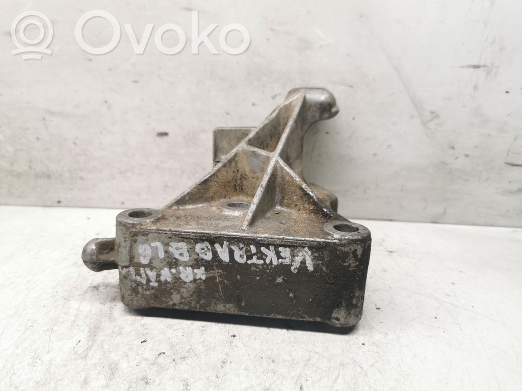 Opel Vectra B Gearbox mounting bracket 