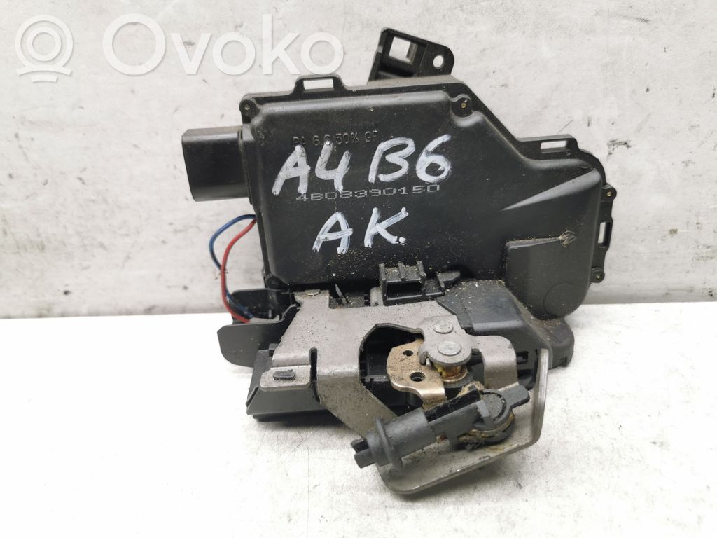 Audi A4 S4 B6 8E 8H Galinių durų spyna 