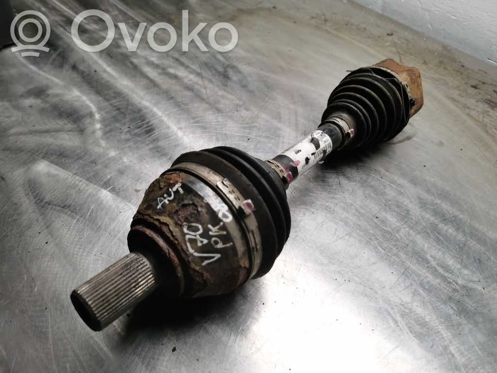Volvo V70 Priekinis pusašis 