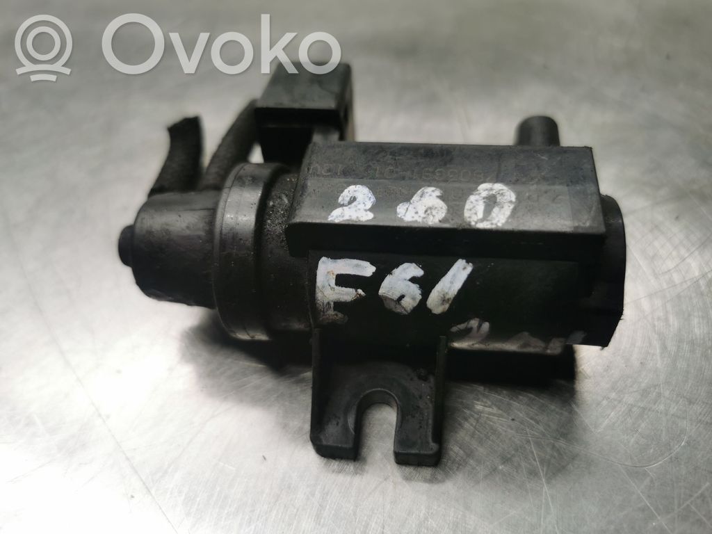 BMW 5 E60 E61 Solenoidinis vožtuvas 