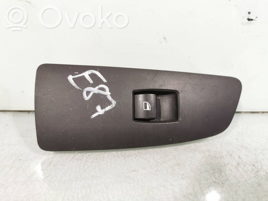 BMW 1 E81 E87 Electric window control switch 