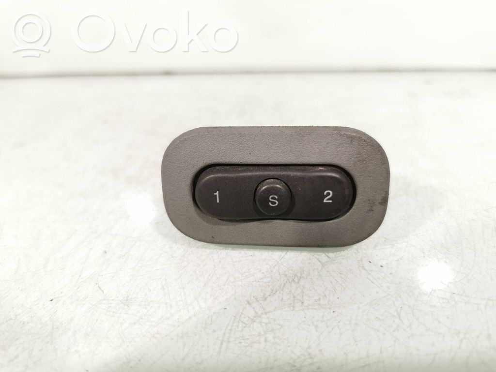 Jeep Grand Cherokee (WK) Seat memory switch 