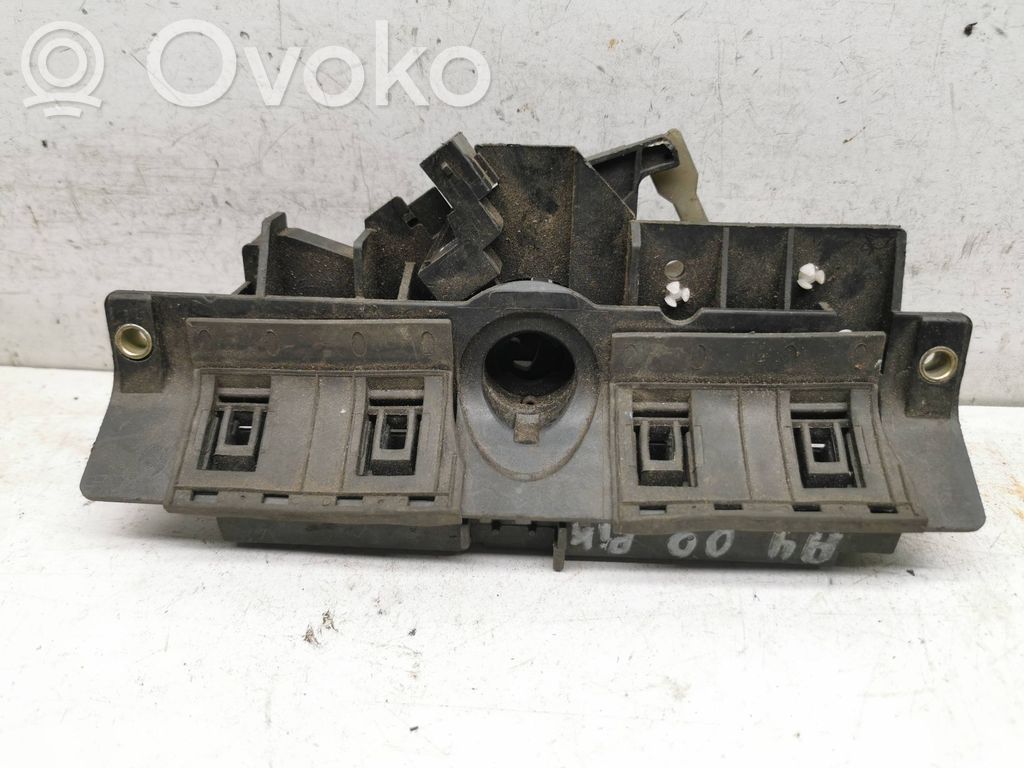 Audi A4 S4 B5 8D Tailgate/trunk/boot exterior handle 