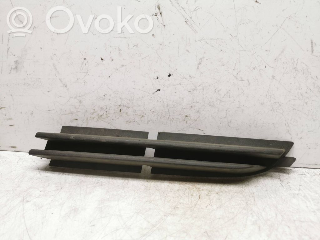 Front bumper lower grill   727584,7032616