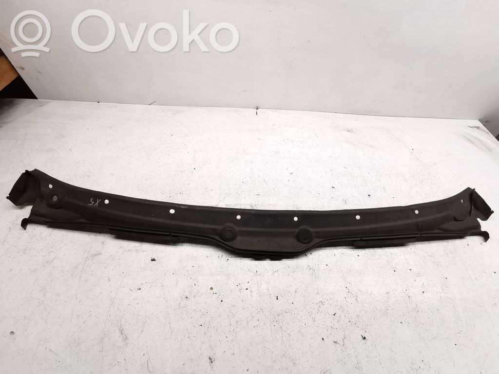 BMW X5 E53 Tuulilasin lista 