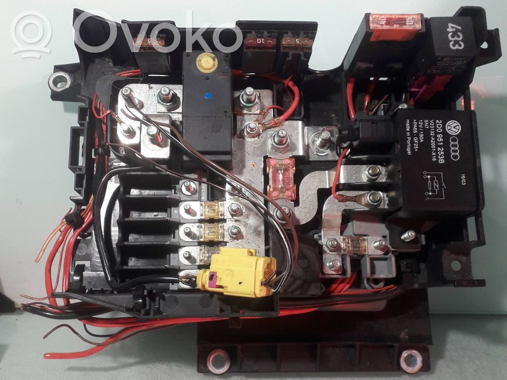 Volkswagen Touareg I Fuse box set 