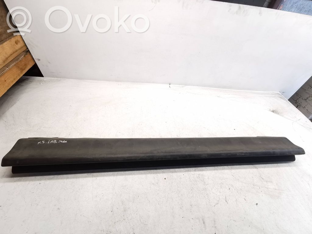 Slenkstis   8408706